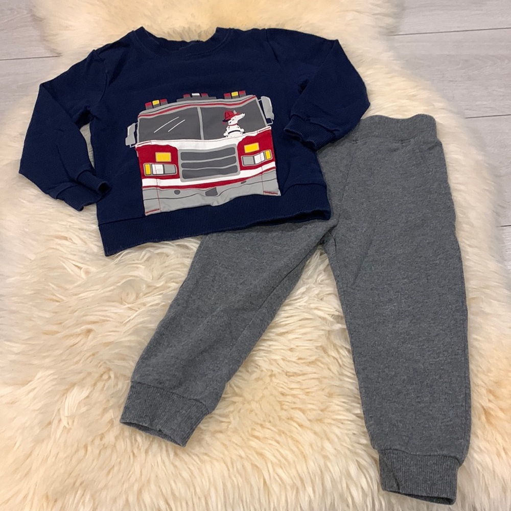 Carter’s Blue Firetruck Sweatshirt & Gray Sweatpants in size 24M